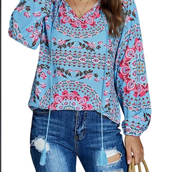 Tops - NWOT-Vibrant Boho Chic Blouse!